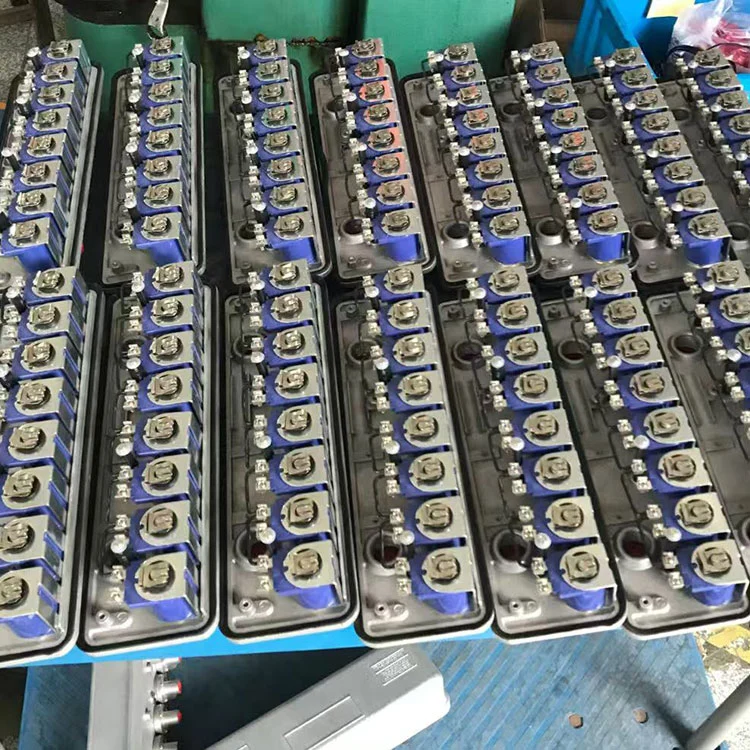 RCA3-8V8000 Клапанна кутия